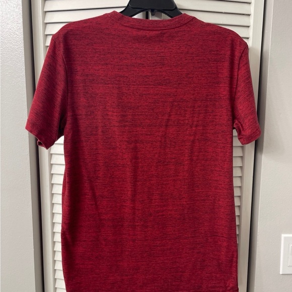 American Eagle t-shirt (XS) EUC - Picture 3 of 3